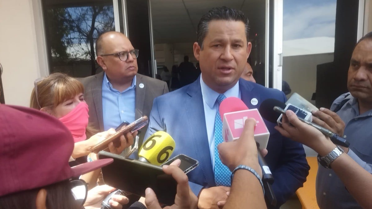 Subrogar servicios del IMSS al estado, propone el gobernador tras desaparición de Insabi