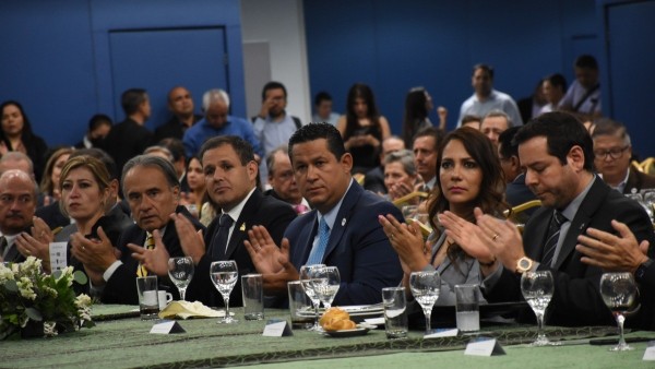 Zapateros hacen frente común; lucharán por la no reducción arancelaria