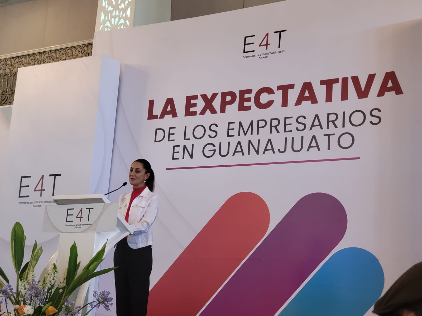 Desairan empresarios evento con Claudia Sheinbaum