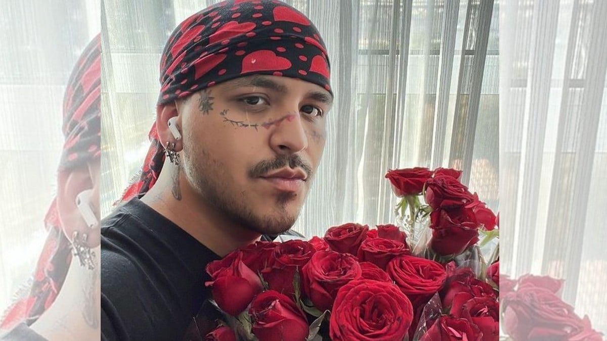 Pagará Nodal una fortuna por quitarse tatuajes de la cara