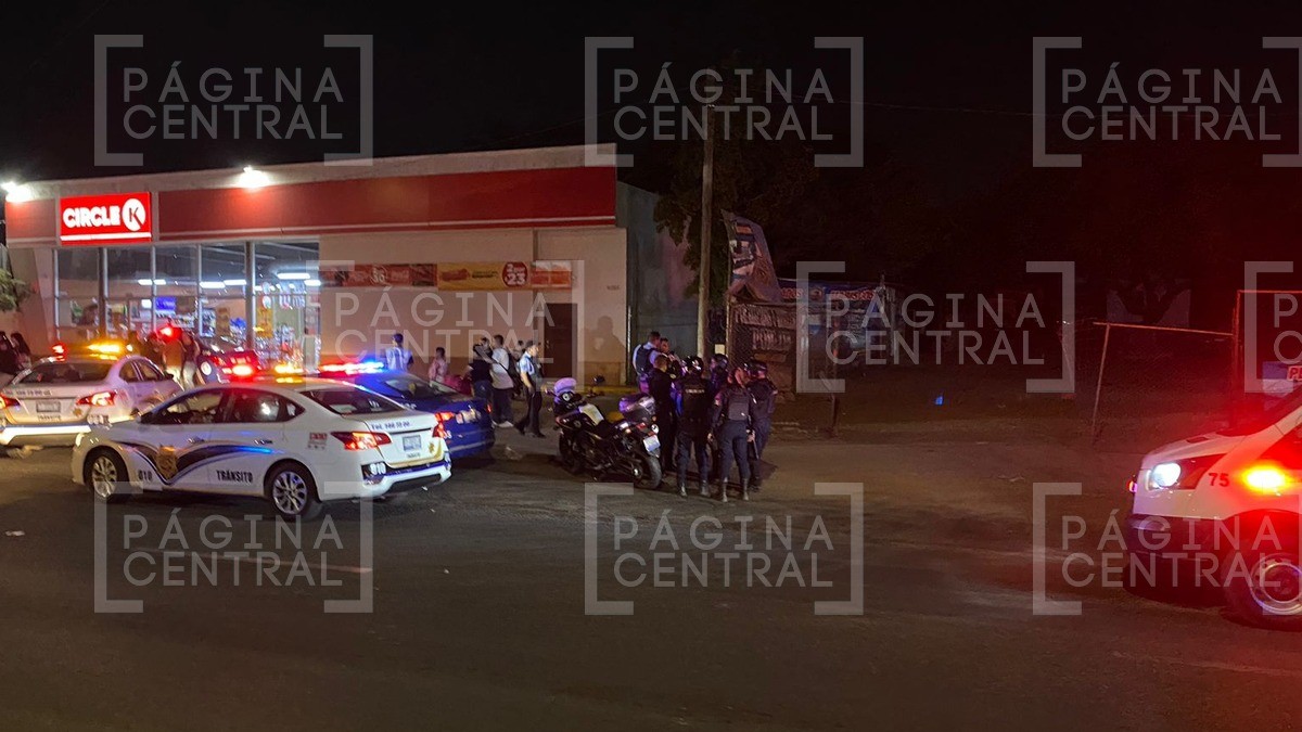Disparan a hombre en el estacionamiento de marisquería