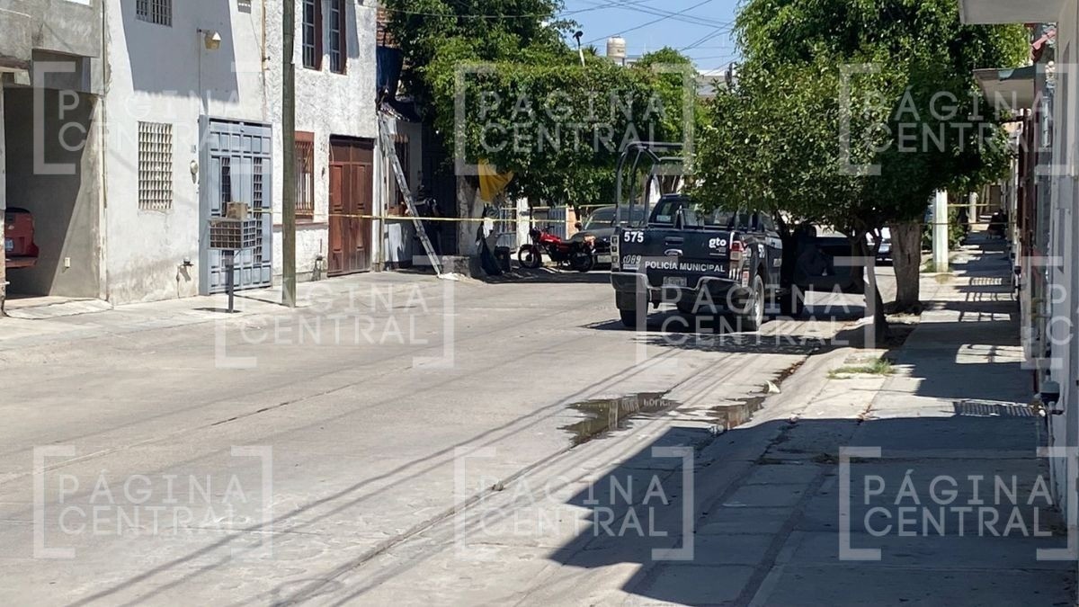 Balean a hombre mientras lavaba una moto en Villas de Santa Julia