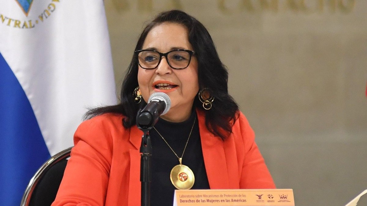 Acusa presidente a la ministra Piña de liberar narcos y violadores