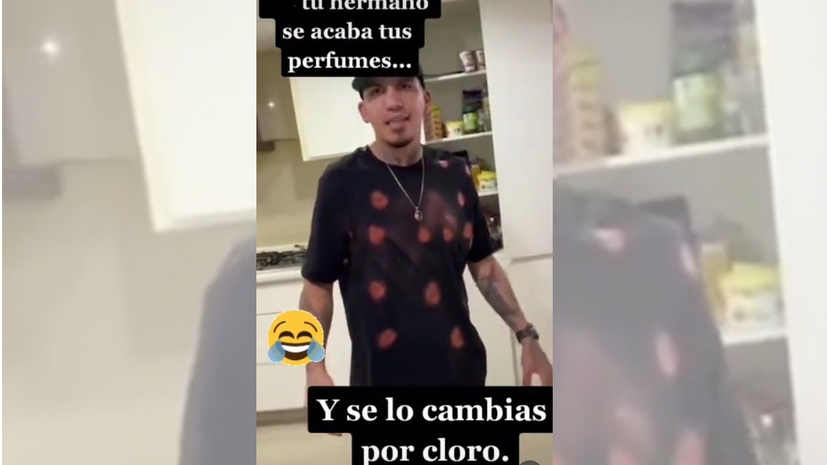 Hombre rellena los frascos de perfume con cloro para dar lección a su hermano