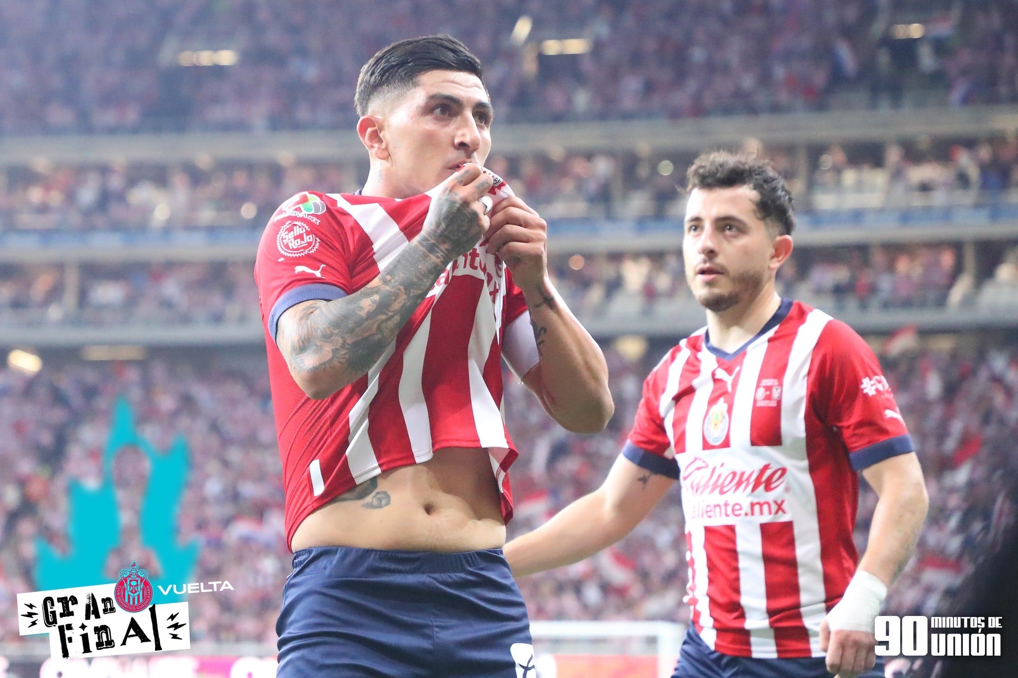 Familia cambió sus boletos de Luis Miguel por la final de las Chivas