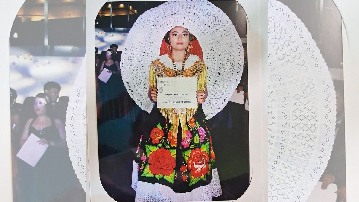 ¡Estudiante acude con traje de Tehuana a su fiesta de graduación y conquista las redes sociales!