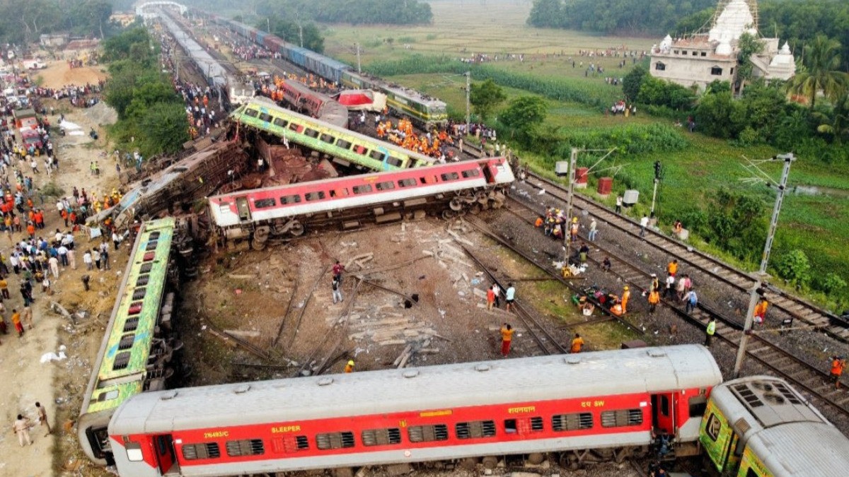 El peor accidente ferroviario de la India: ¿error humano o del sistema?