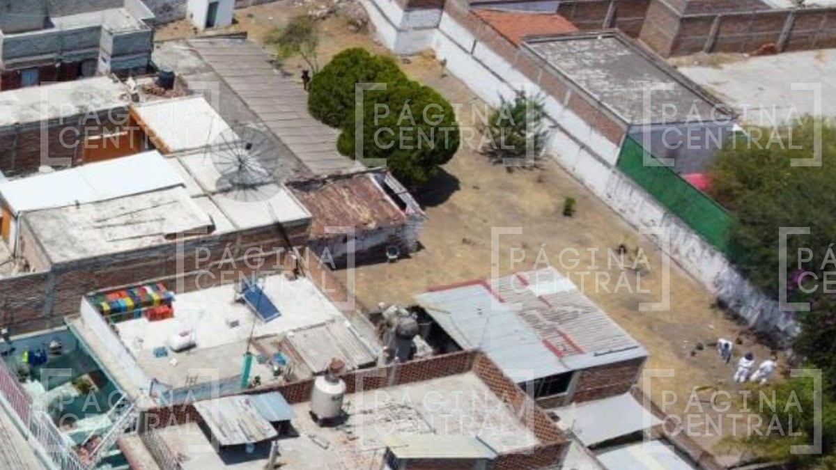 Hallan cuerpo de una mujer enterrado en fosa de León
