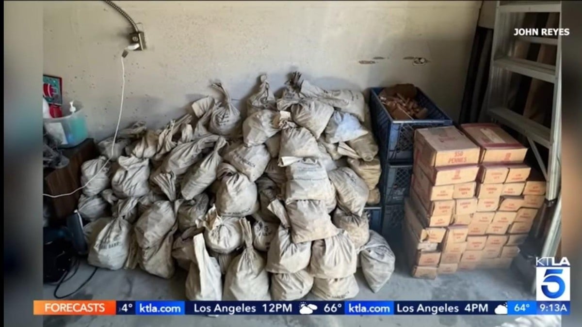 Pareja encuentra monedas de cobre en el sótano y se vuelve millonaria