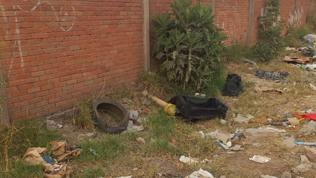 Lo increíble: encuentran mano humana en bote de pozole de la basura