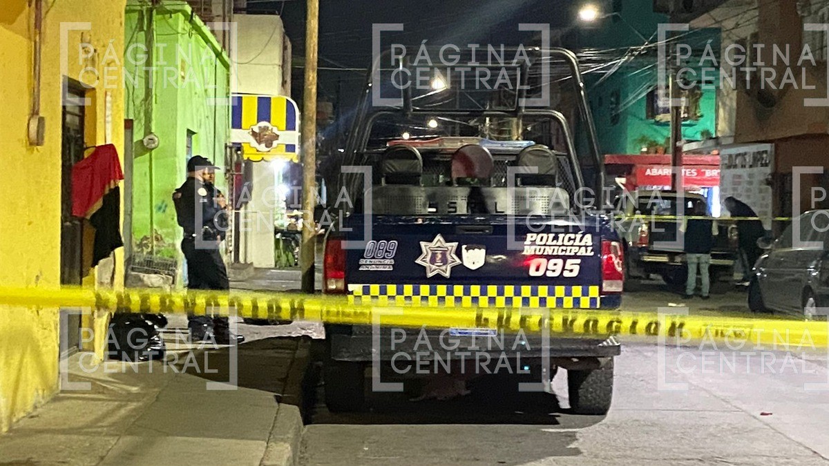 Disparan a mujer en la mano en intento de asalto