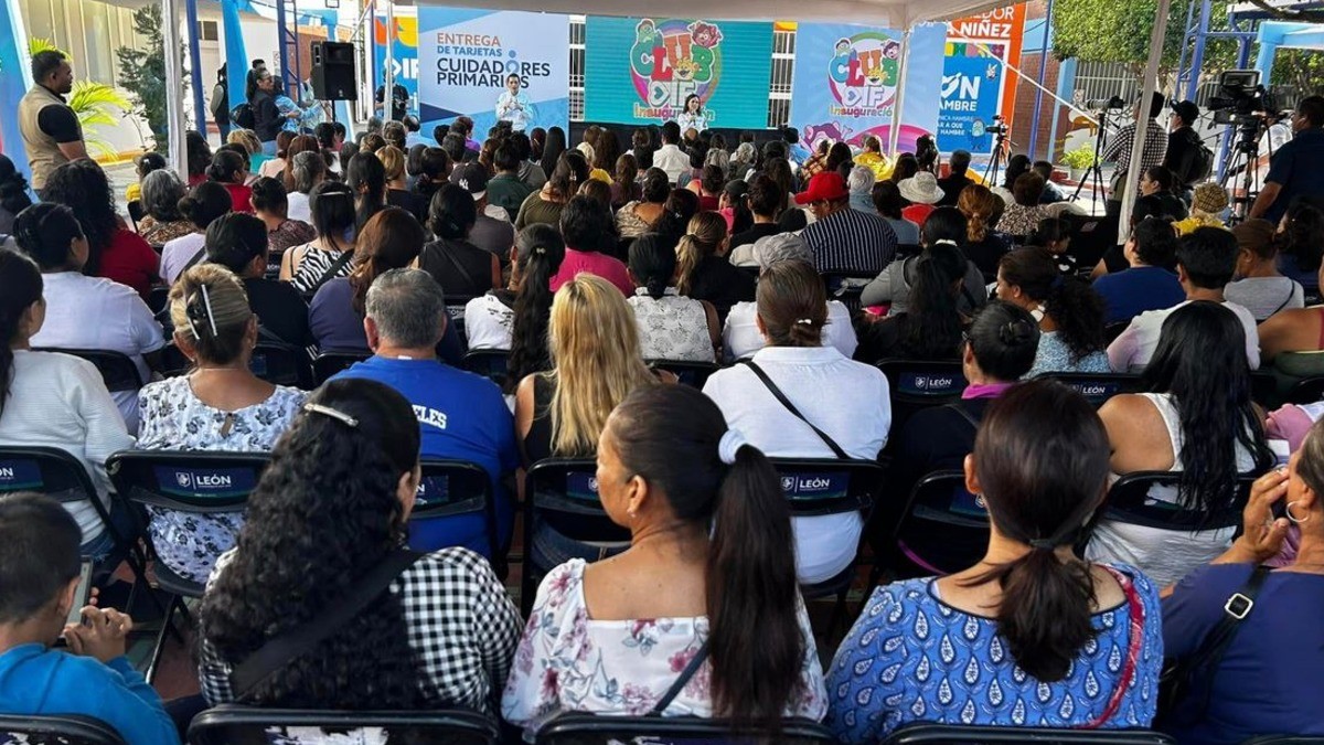 Inaugura León el séptimo Club DIF