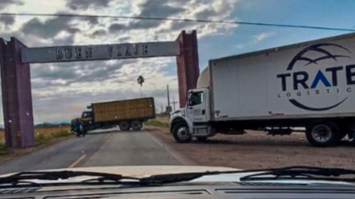 Reporta Navolato, Sinaloa, varios bloqueos carreteros tras operativos