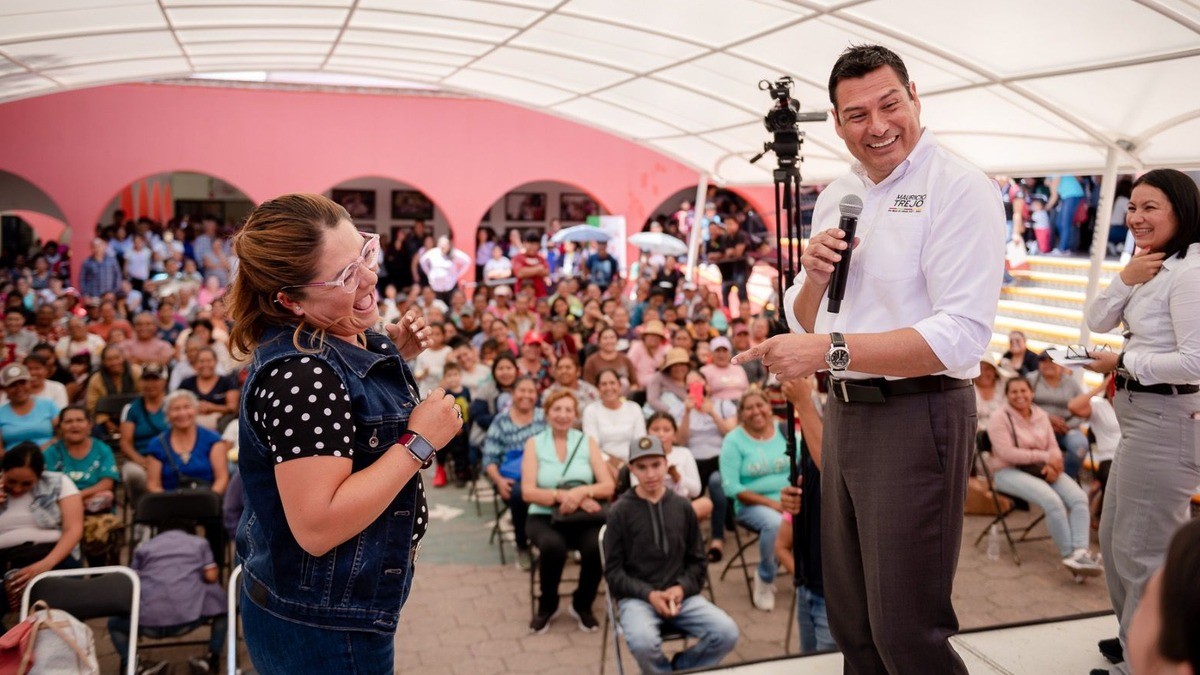 Alcalde de San Miguel de Allende entrega apoyos y anuncia más
