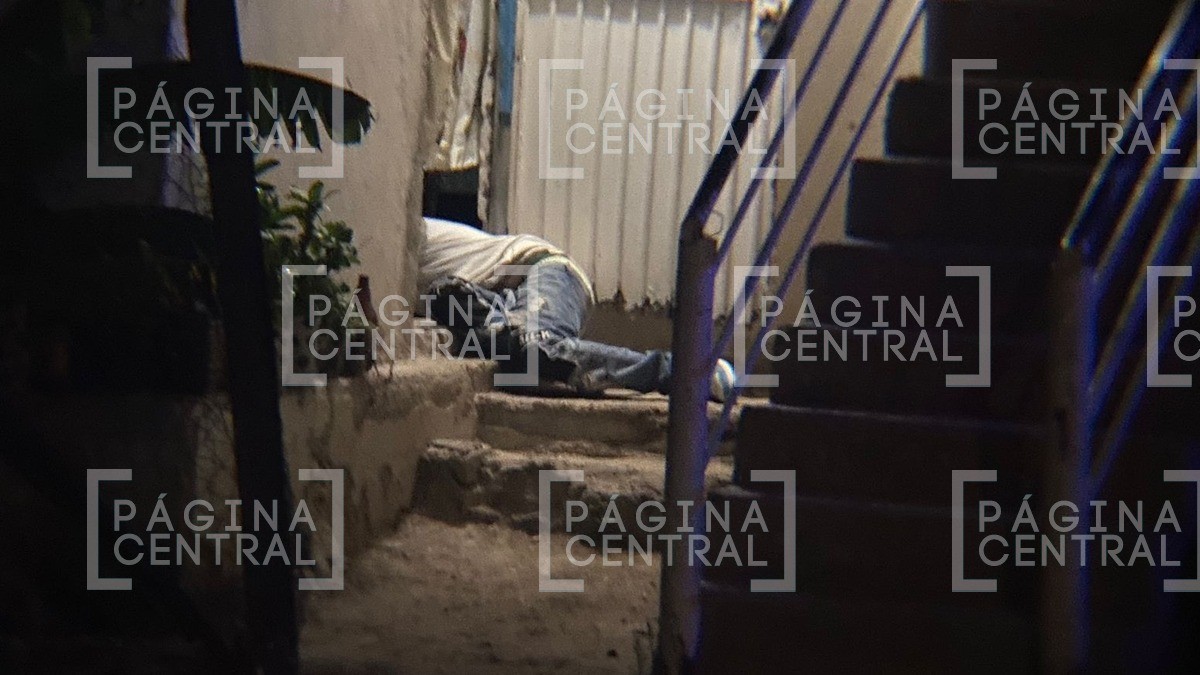 Ejecutan a hombre en el pórtico de su casa