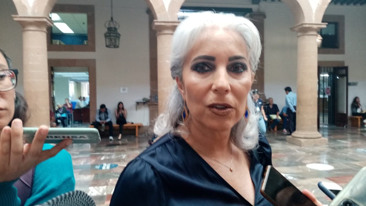 Insiste Bárbara Botello que es inviable construcción de hospital veterinario