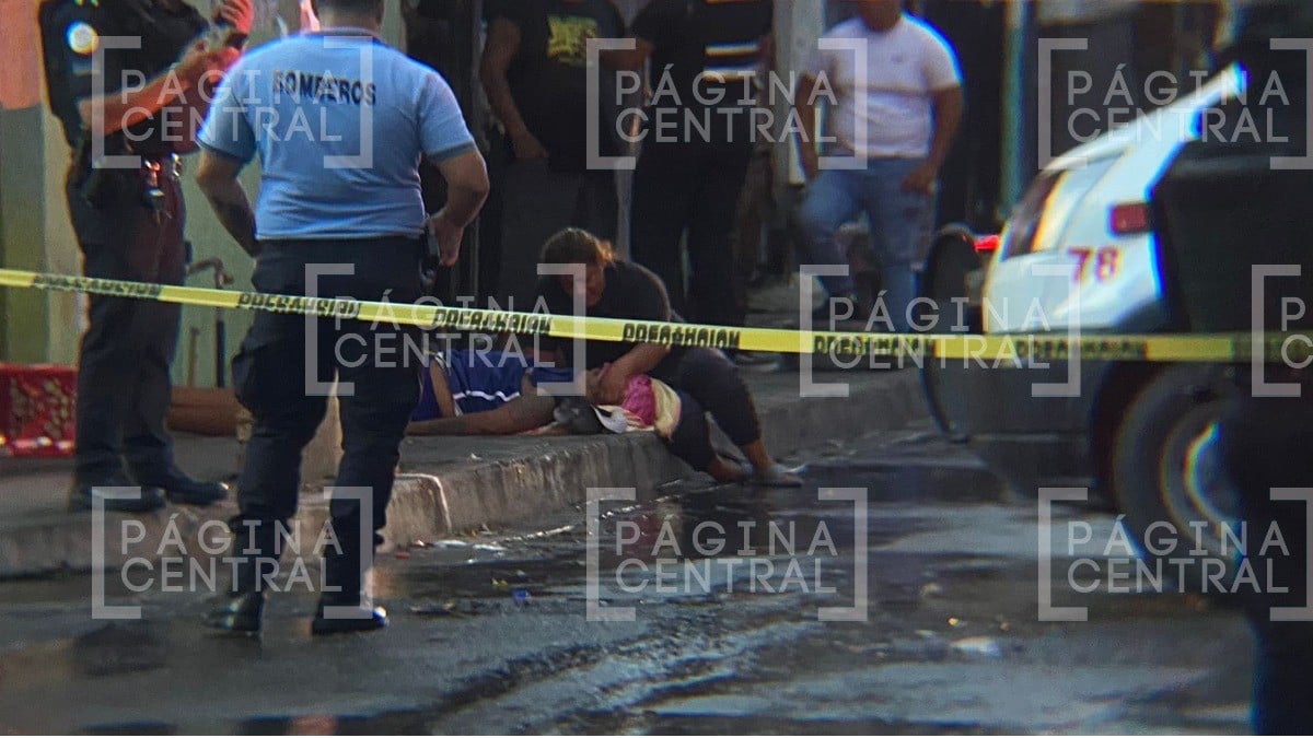 Ejecutan a leonés afuera de una tienda de abarrotes