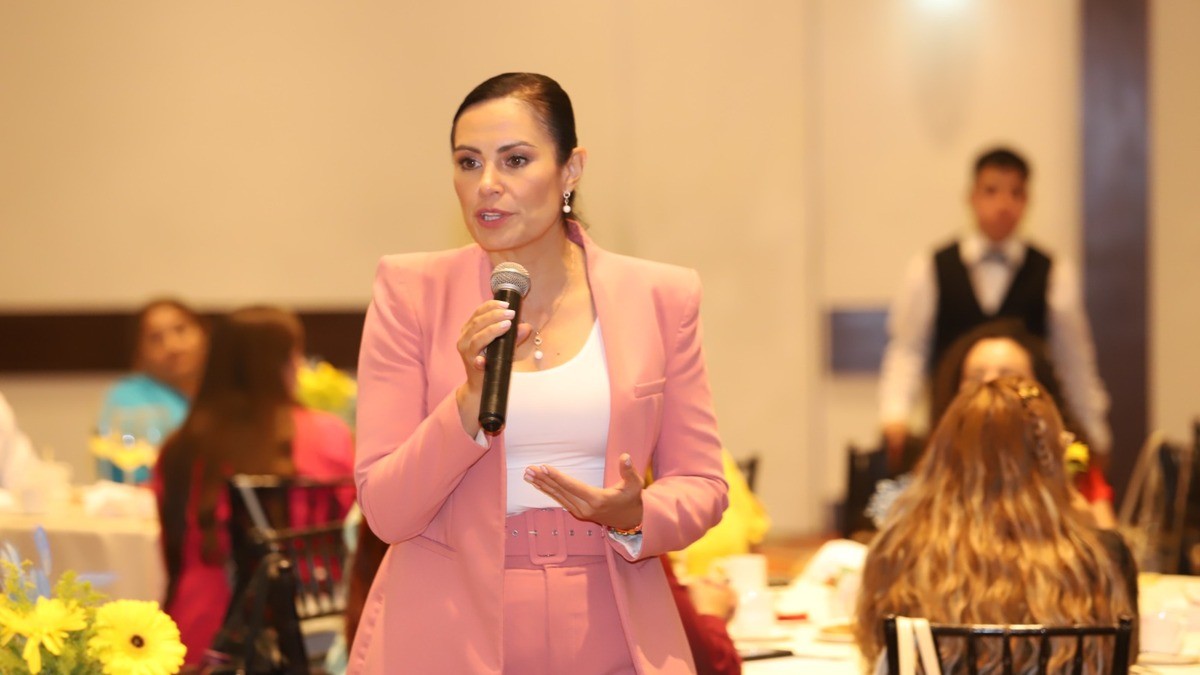 Alcaldesa descarta su reelección, ¡va por candidatura a la gubernatura!