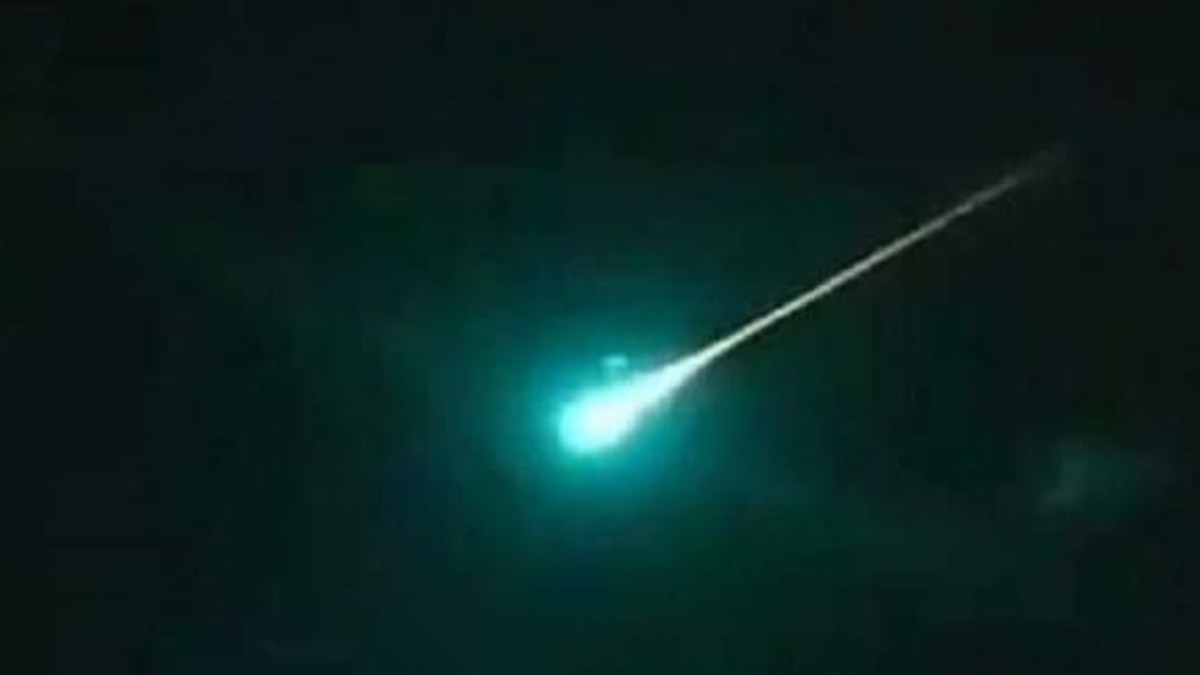 ¡No eran aliens! Ilumina meteorito el cielo en Michoacán y Colima