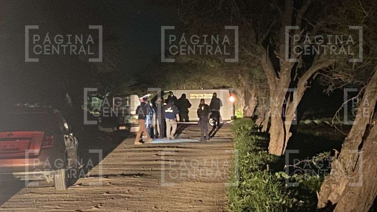 Tiran cuerpo en camino de terracería de San José del Durán