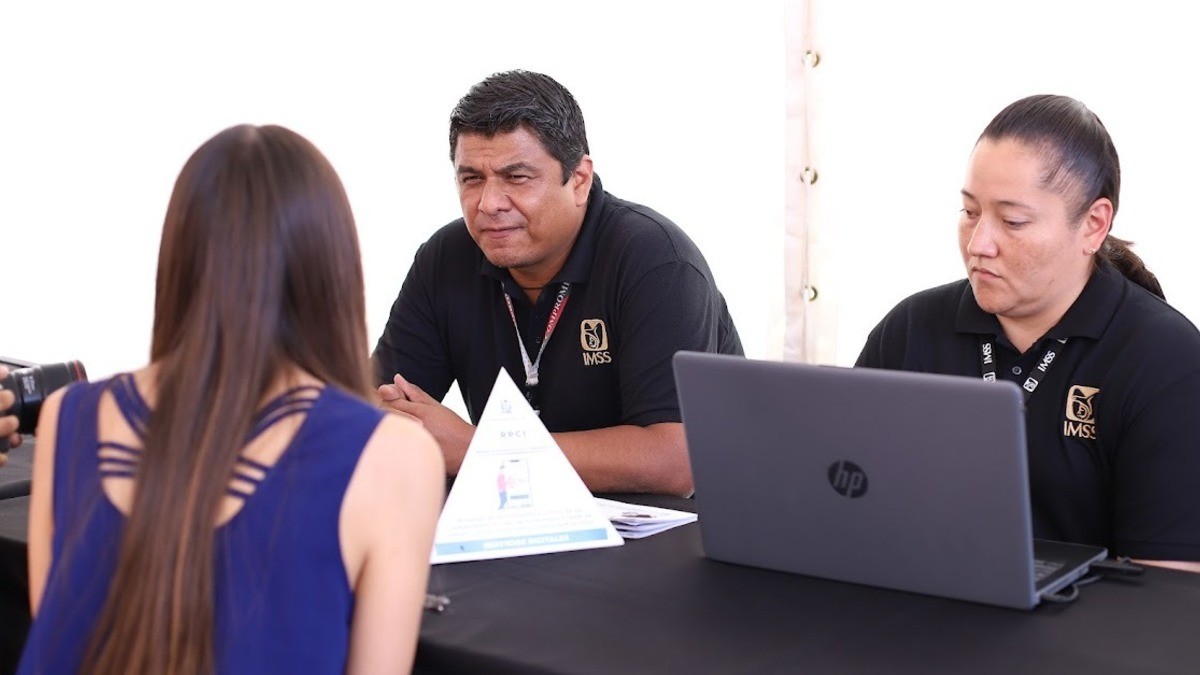 Promueve IMSS afiliaciones en Miércoles Ciudadano