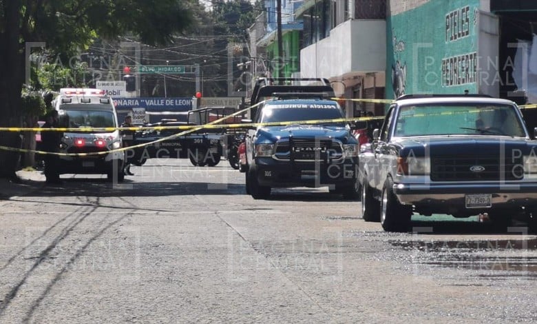 Matan a balazos a un hombre frente a un puesto de quesadillas en Valle de León