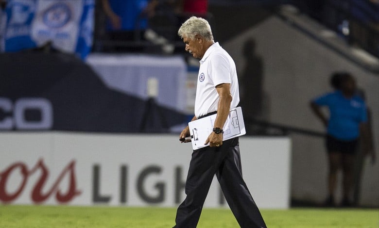 Fue todo, 'caghajo': Cruz Azul despide al Tuca Ferretti