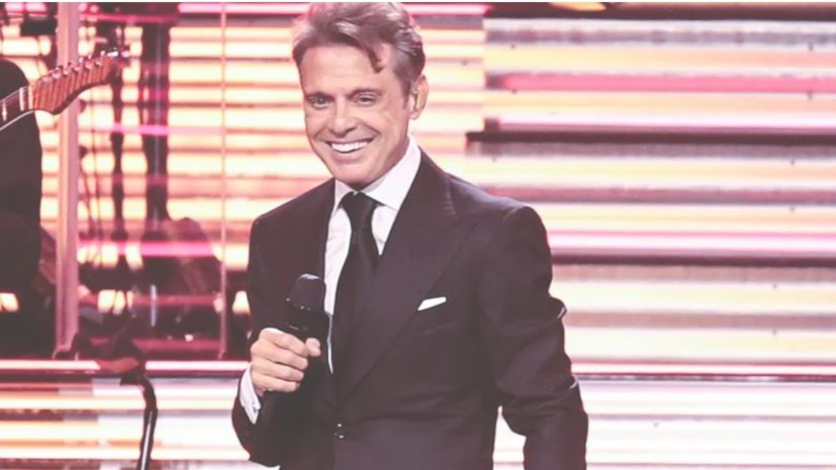 Luis Miguel podría ser demandado ¿por usar un doble?