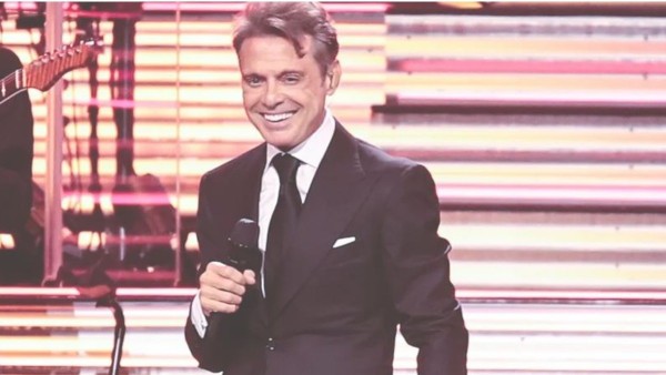 Luis Miguel podría ser demandado ¿por usar un doble?