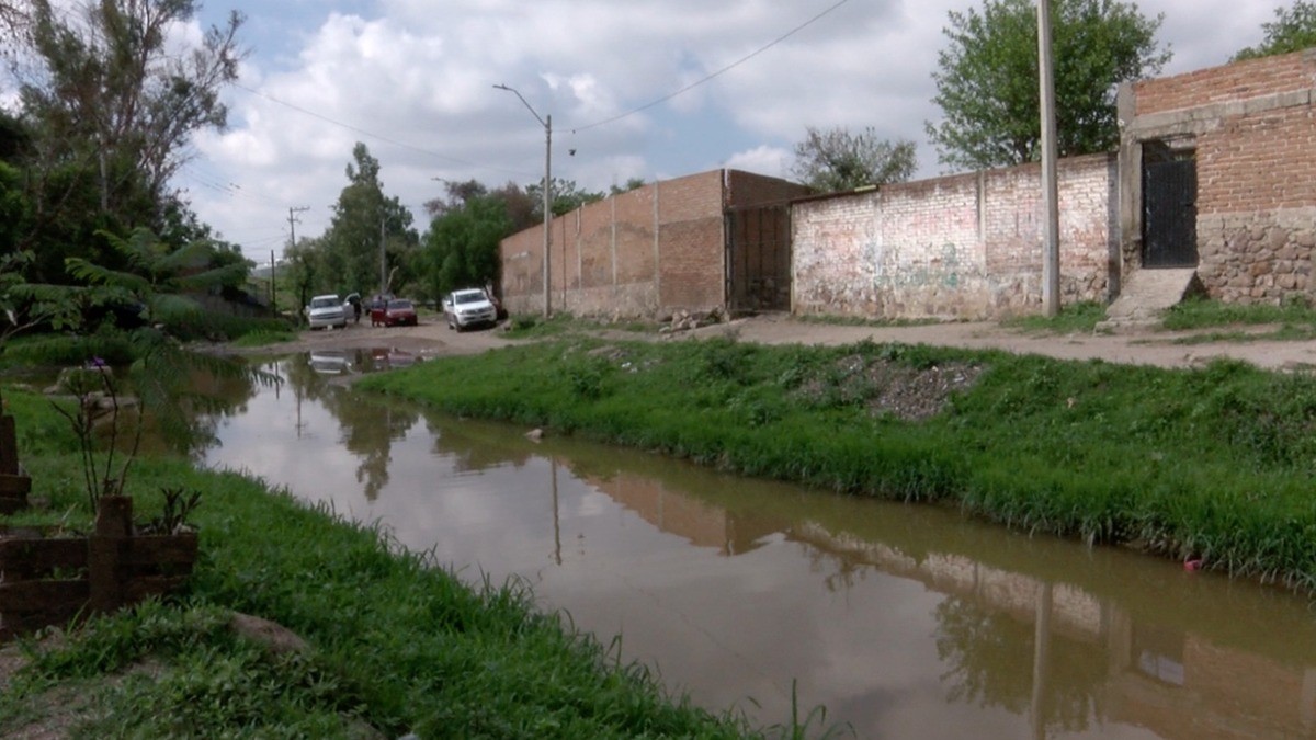 Peligran cientos de familias de León que viven a orillas de los ríos