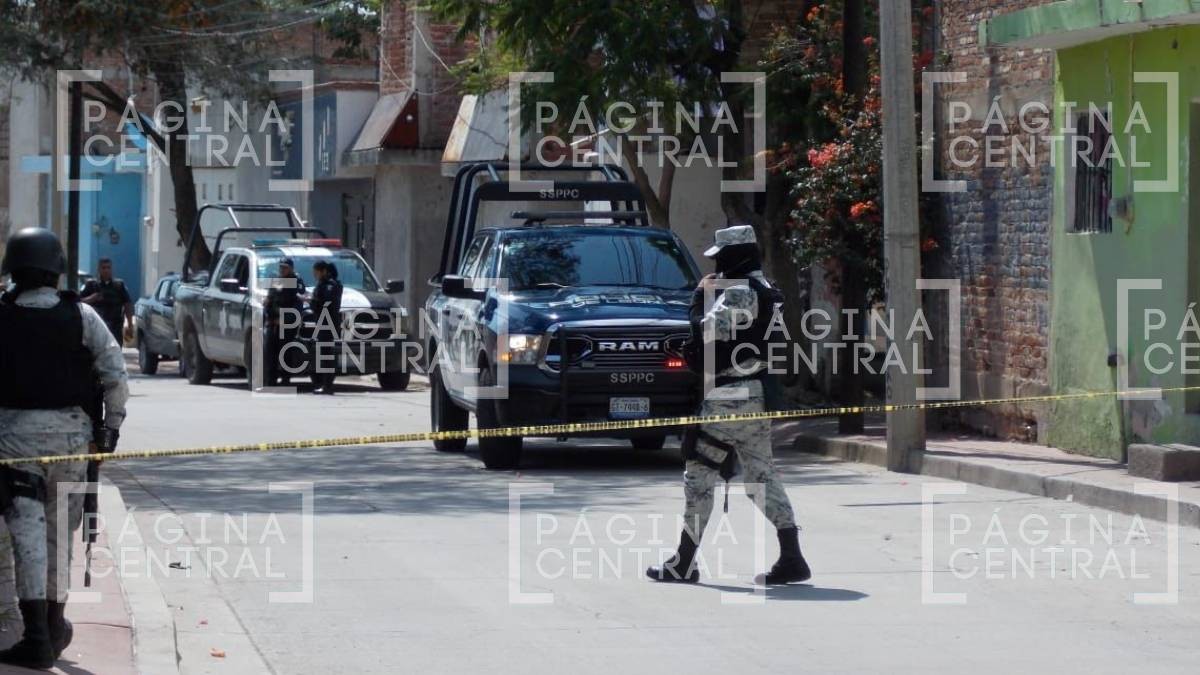 Ahora en colonia San Javier: Balean a mujer dentro de una casa