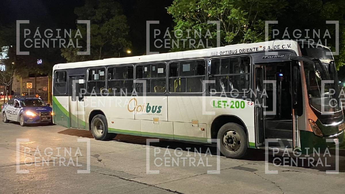 ‘Oruga’ atropella a hombre en bulevar Torres Landa