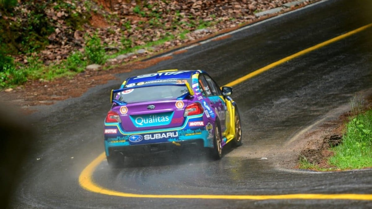 Muere niño aplastado por la llanta de un auto de rally