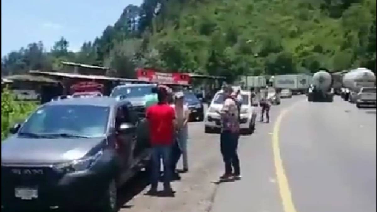 Graban asalto masivo en autopista Orizaba – Puebla