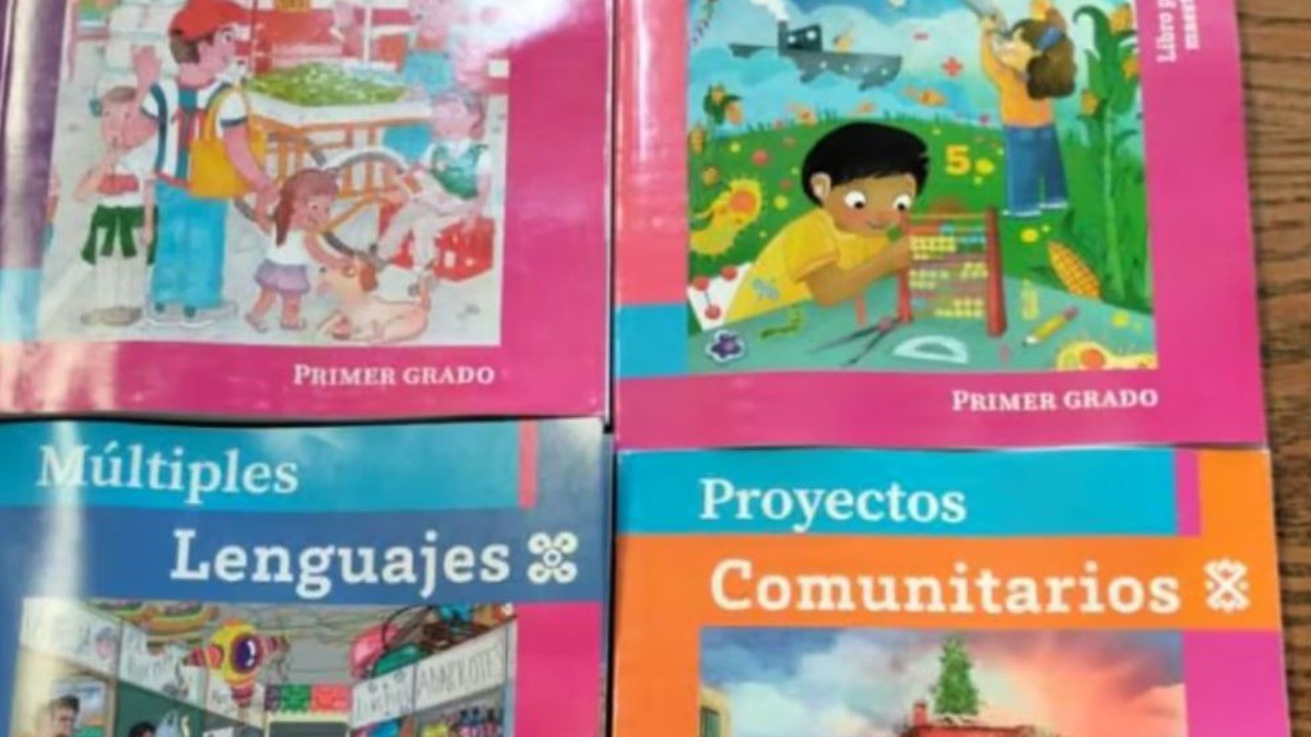 Exige SNTE al gobernador que entregue libros de texto; acusan “violencia cultural“