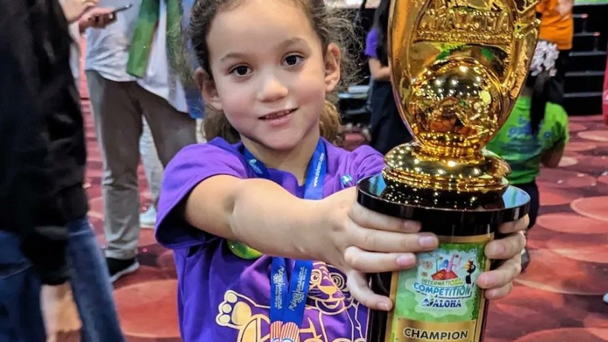 Orgullo de Aguascalientes: a sus 7 años, María Paula ya es campeona mundial de cálculo