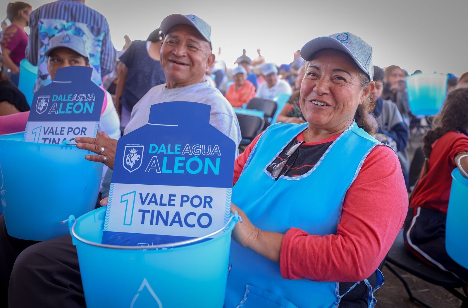 Pide alcaldesa auditoría a entrega de tinacos azules: ‘El que nada debe, nada teme’