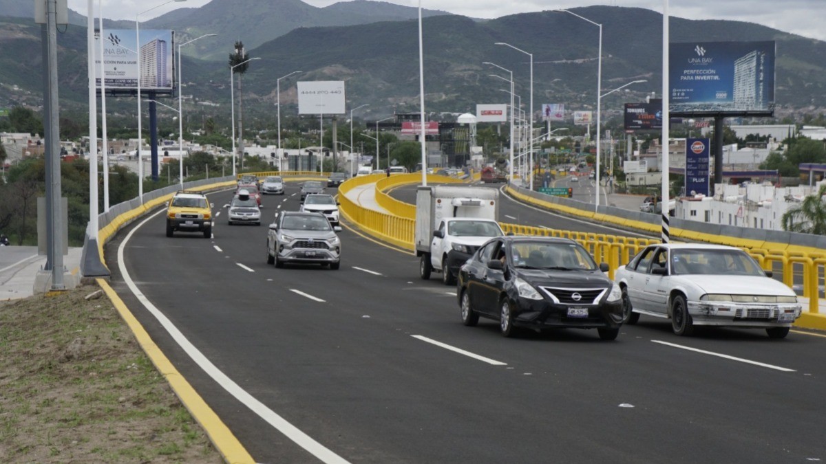 Inauguran puente Talabarteros en León; beneficiará a más de 46 mil automovilistas