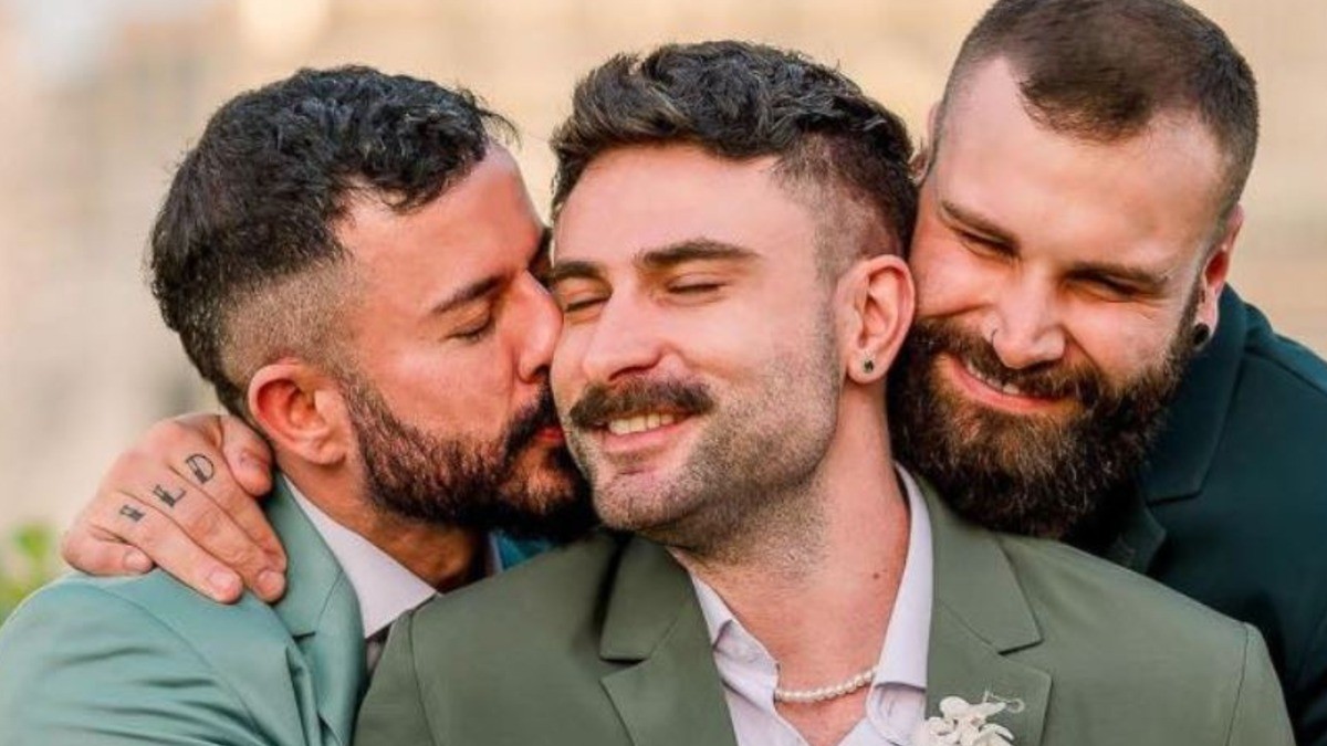 En boda poliamorosa, ¡tres brasileños dan el sí!