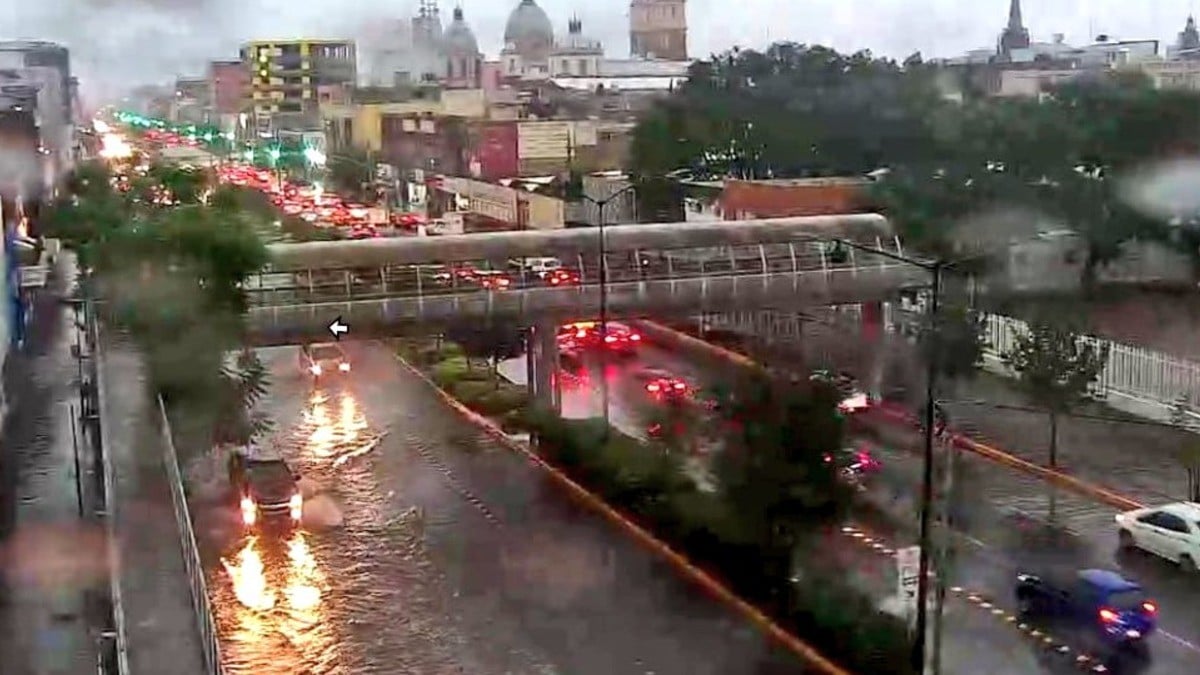 ¡Ahí viene el agua! Prepárate para la lluvia por la tarde en León
