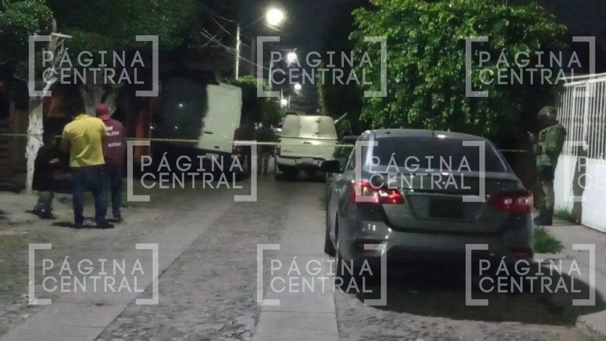 Esperan a mujer afuera de su casa para asesinarla a balazos