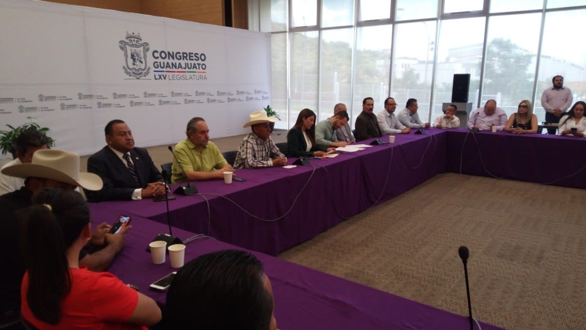 Ya basta que se nos considere como clientelismo electoral, exigen migrantes