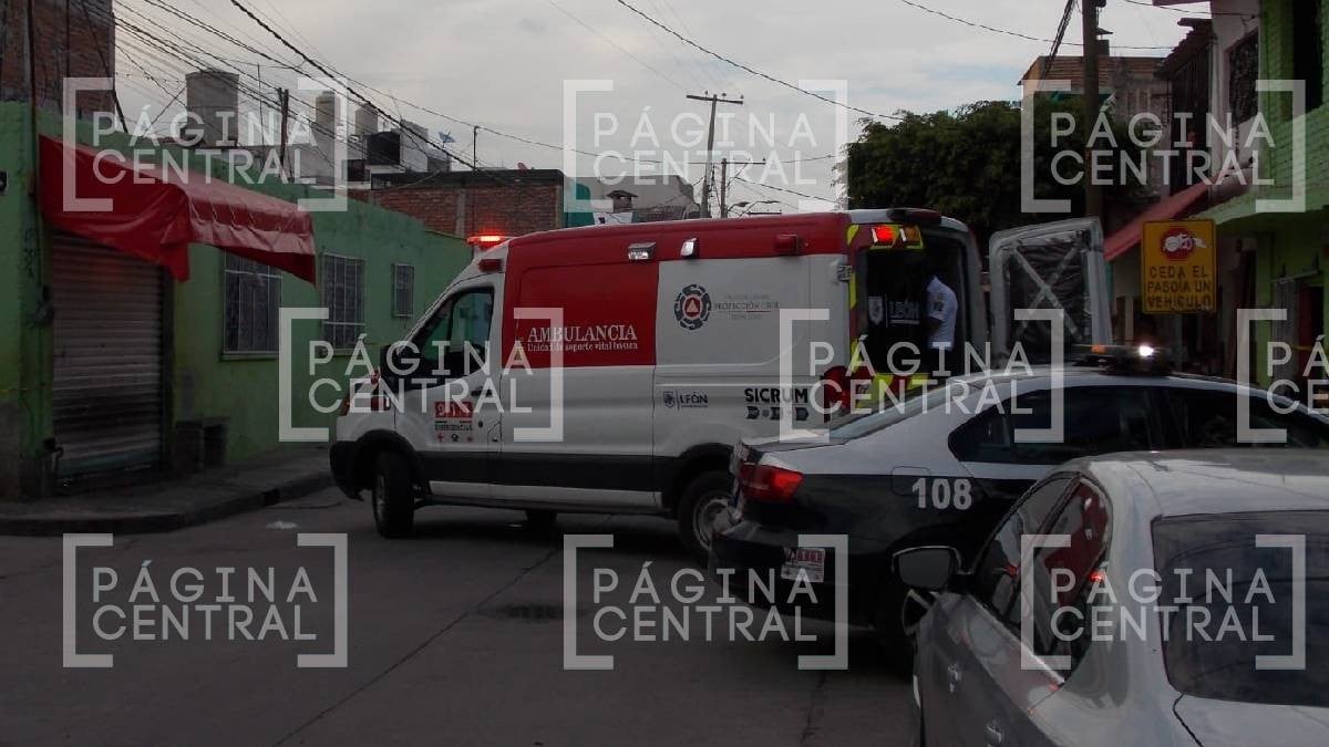 Balean a 2 hombres en colonia San Nicolás y corren a tienda a pedir ayuda