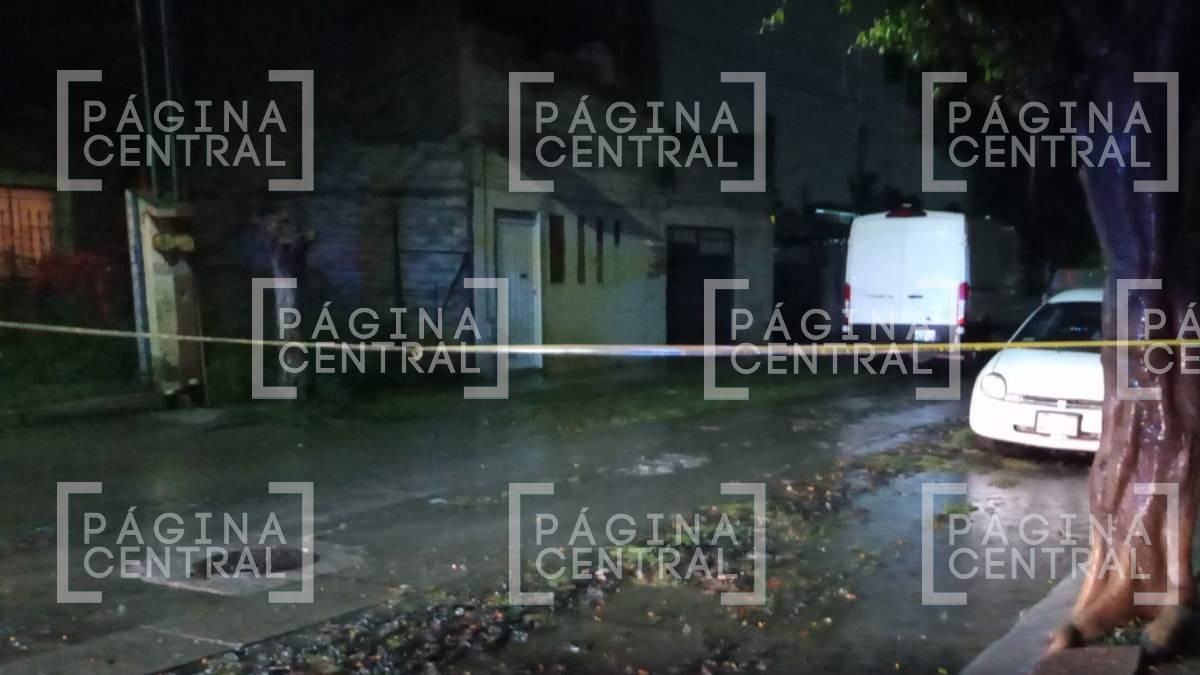 Comando entra a la fuerza a casa y matan a 2 mujeres y un hombre