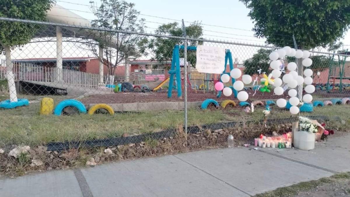 Niña que murió en resbaladilla en kínder se ahorcó, no fue un golpe