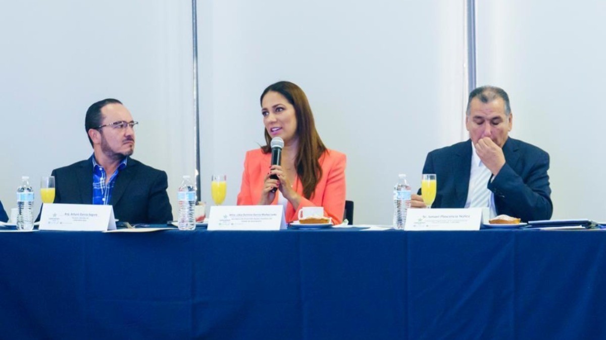 Se reúne Libia con industriales de Concamin Bajío; presenta programa de apoyo para el empresariado