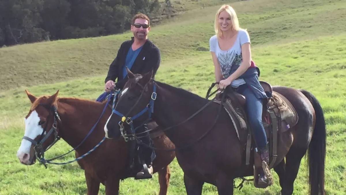 Mujer intenta contratar sicario para matar a su marido, sin saber que era un policía