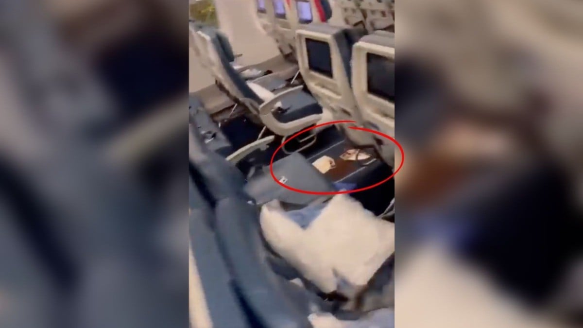 Piloto desvía vuelo por pasajero con diarrea explosiva; la clasifican como “riesgo biológico”