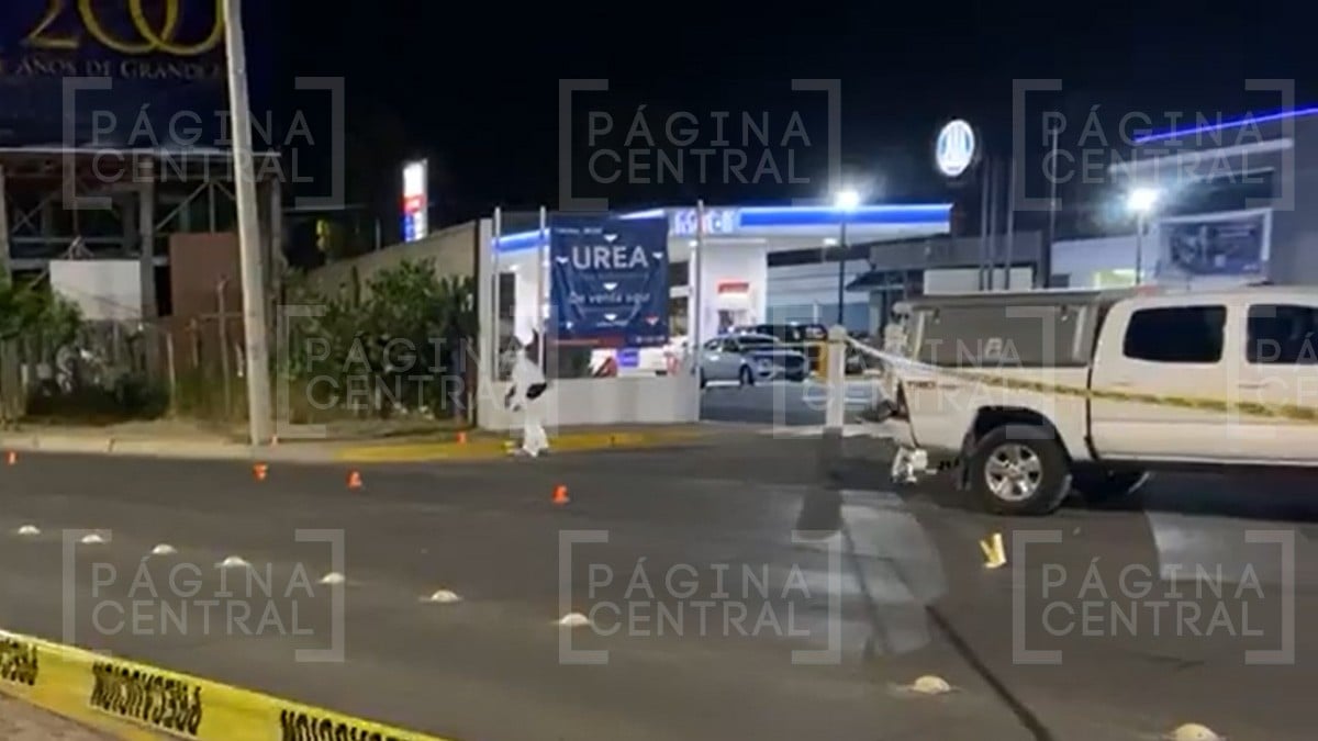 Fallece motociclista tras impactarse contra un poste de luz en el bulevar Vértiz Campero