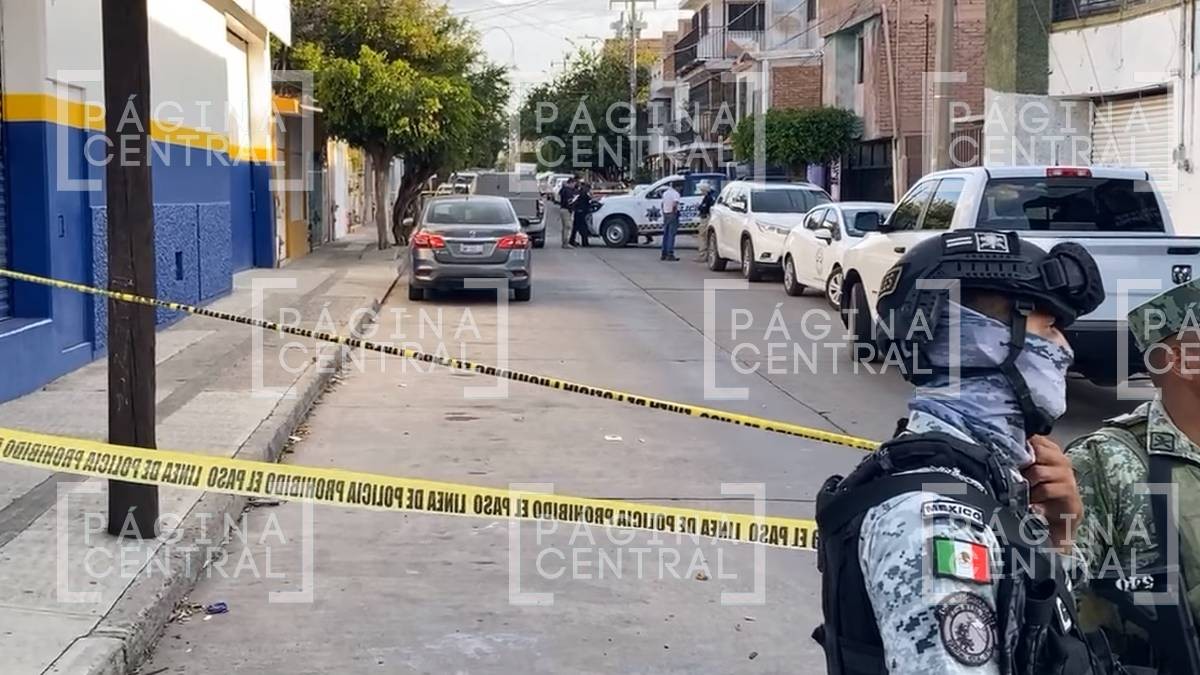Motosicarios acribillan a joven en colonia Jardines de Jerez frente a vecinos